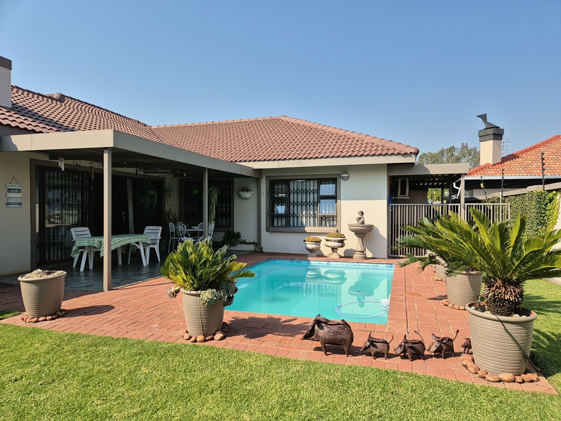 Exquisite Family Living in Heuwelsig Security Complex in Baillie Park, Potchefstroom, North West
