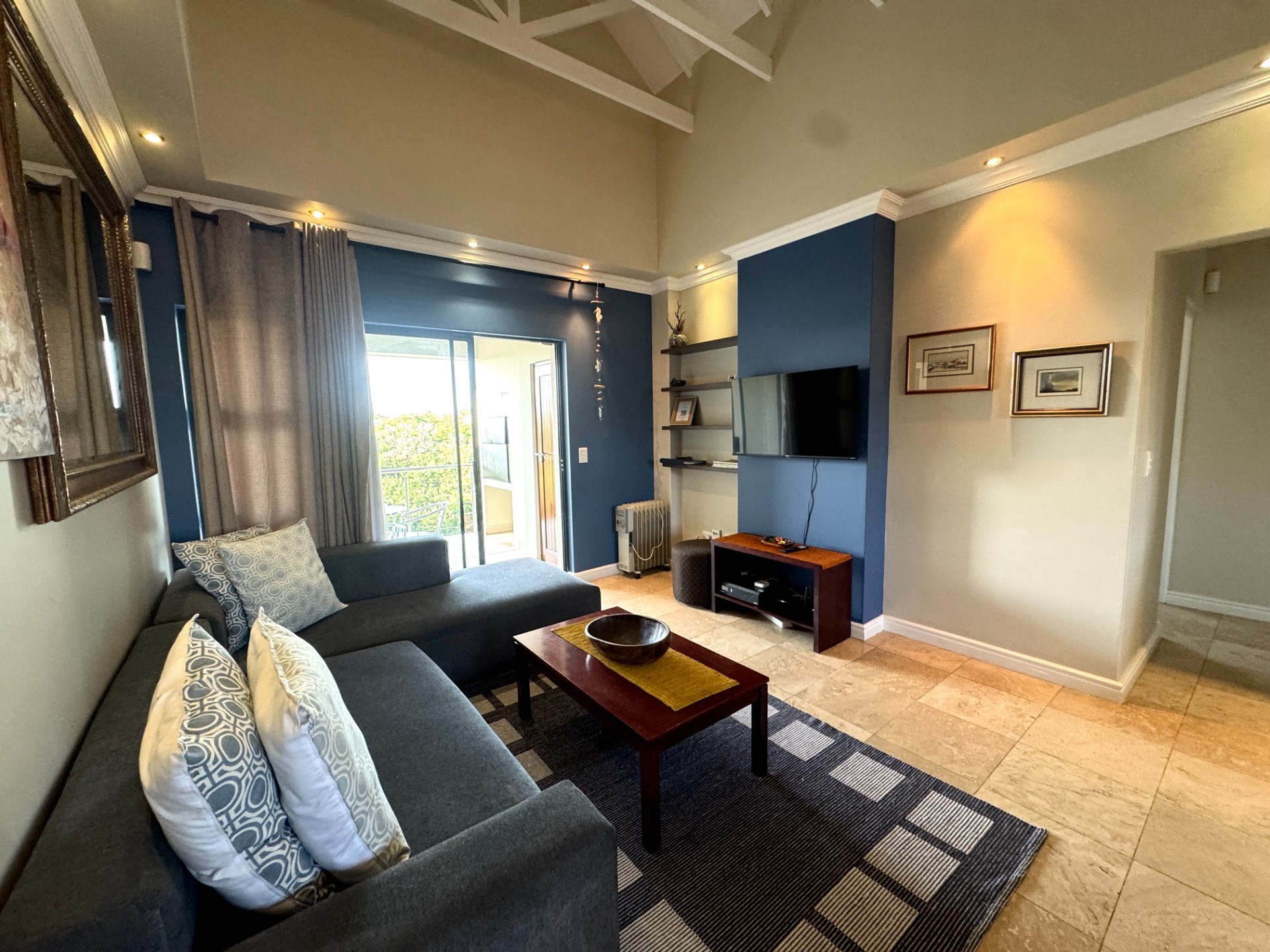 Apartment To Rent in Langebaan Country Estate, Langebaan