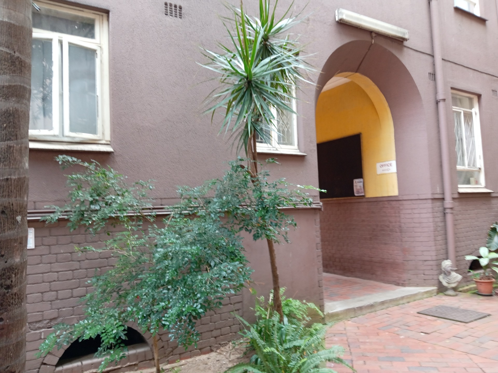 Apartment For Sale in Durban Central, Durban, KwaZulu Natal