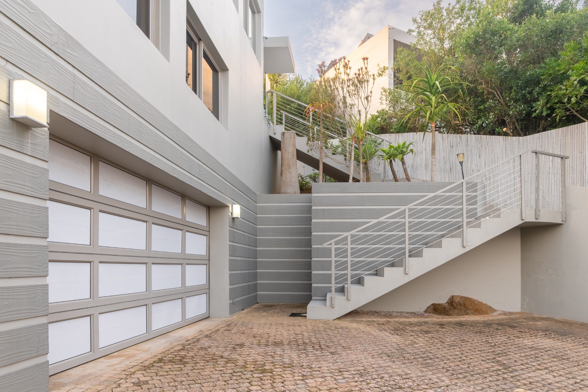 Italian-Inspired Contemporary Masterpiece with Unrivalled Ocean Views over Wilderness