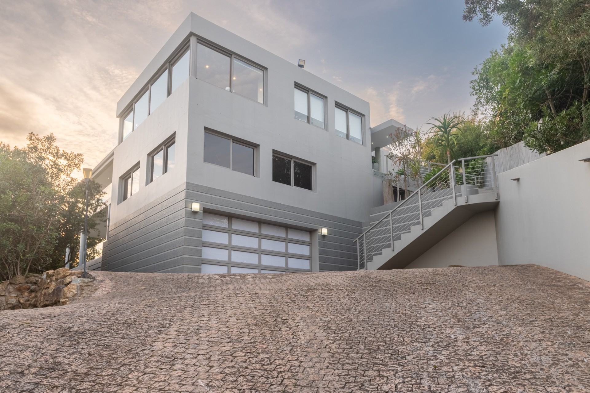 Italian-Inspired Contemporary Masterpiece with Unrivalled Ocean Views over Wilderness