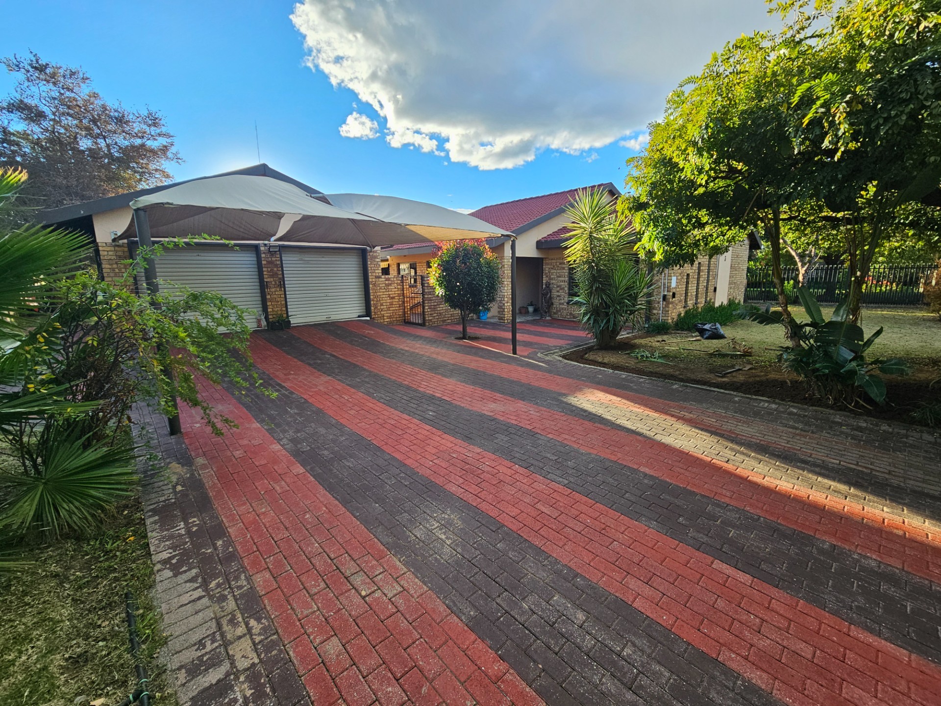 Family Home For Sale In Riebeeckstad
