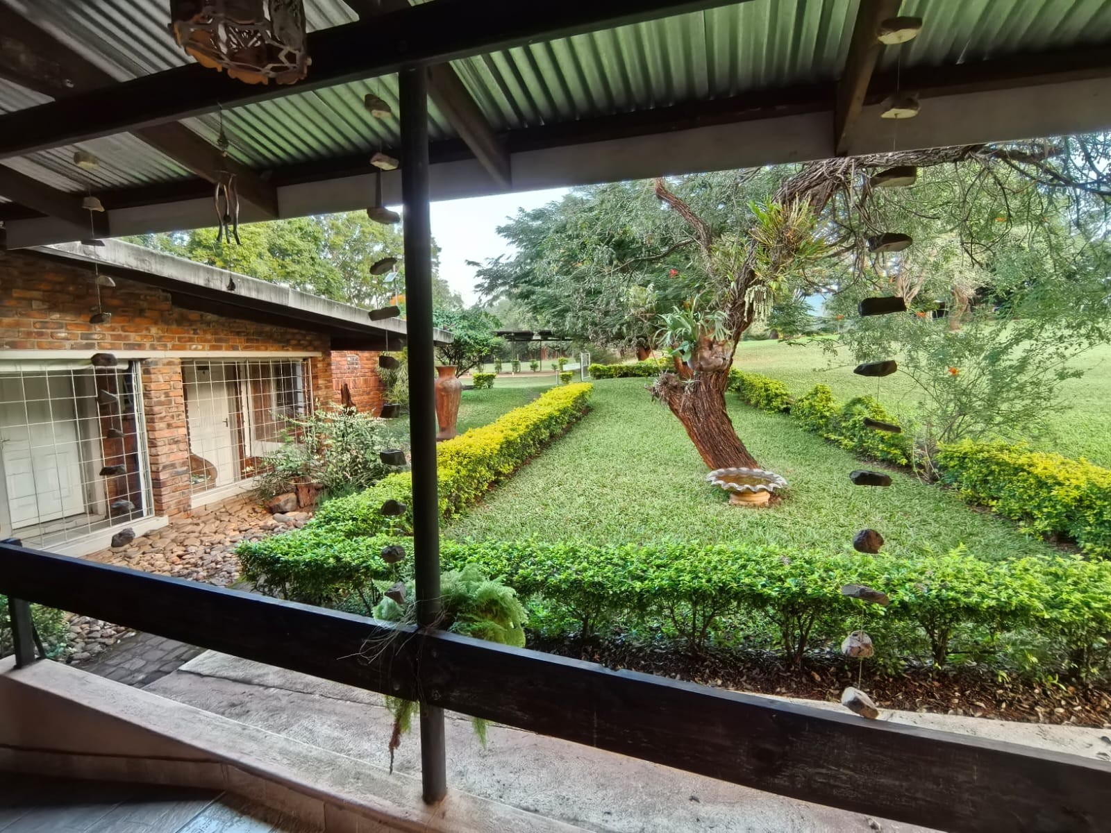 Exceptional guest farm, including a wedding venue and overnight accomodation for sale.