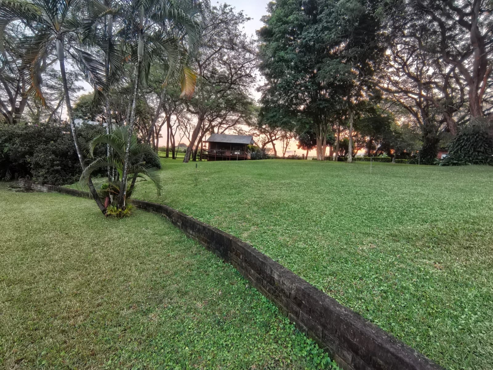 Exceptional guest farm, including a wedding venue and overnight accomodation for sale.