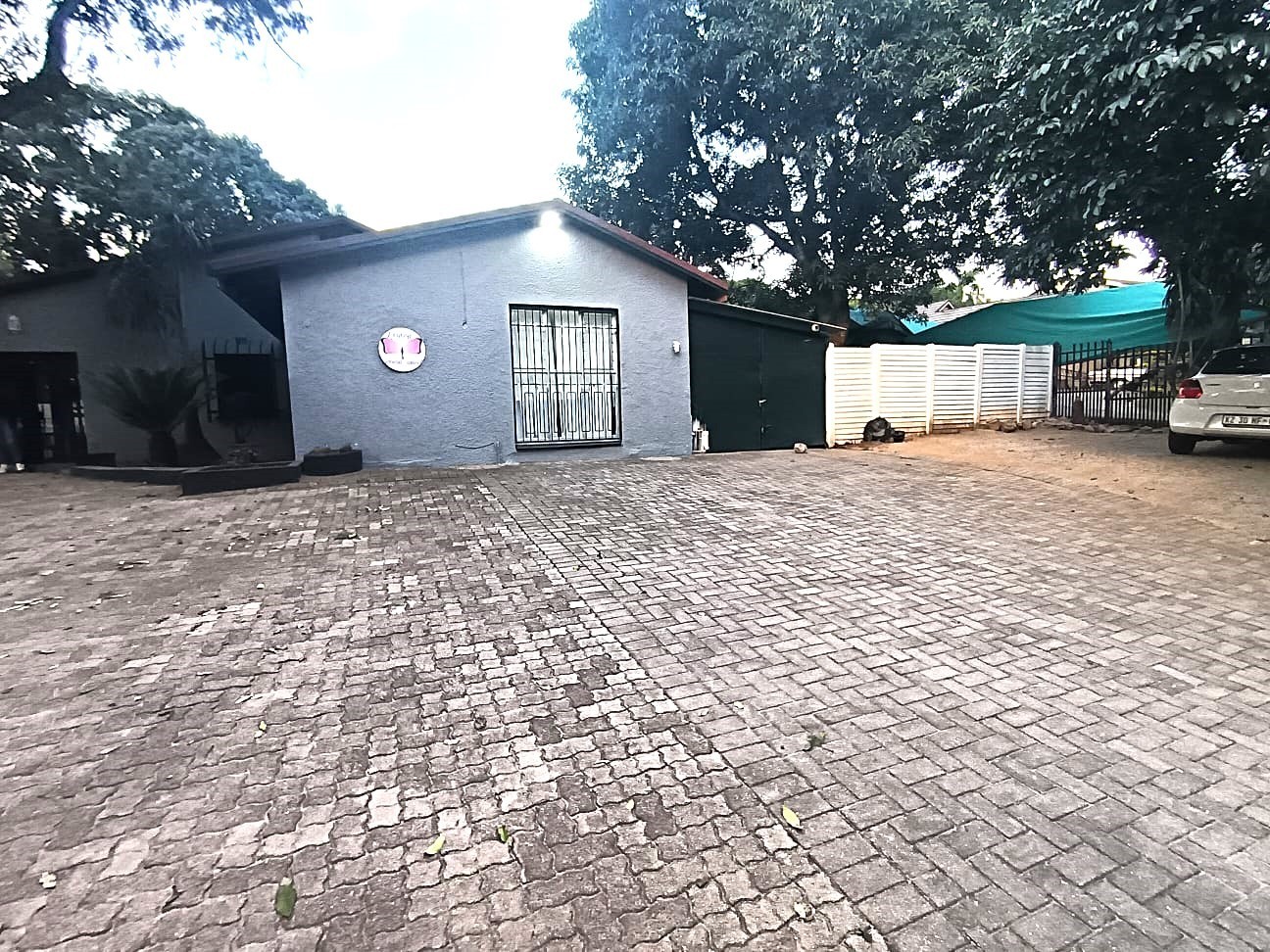 5 Bedroom,3 Bathroom House For Sale in West Acres, Nelspruit