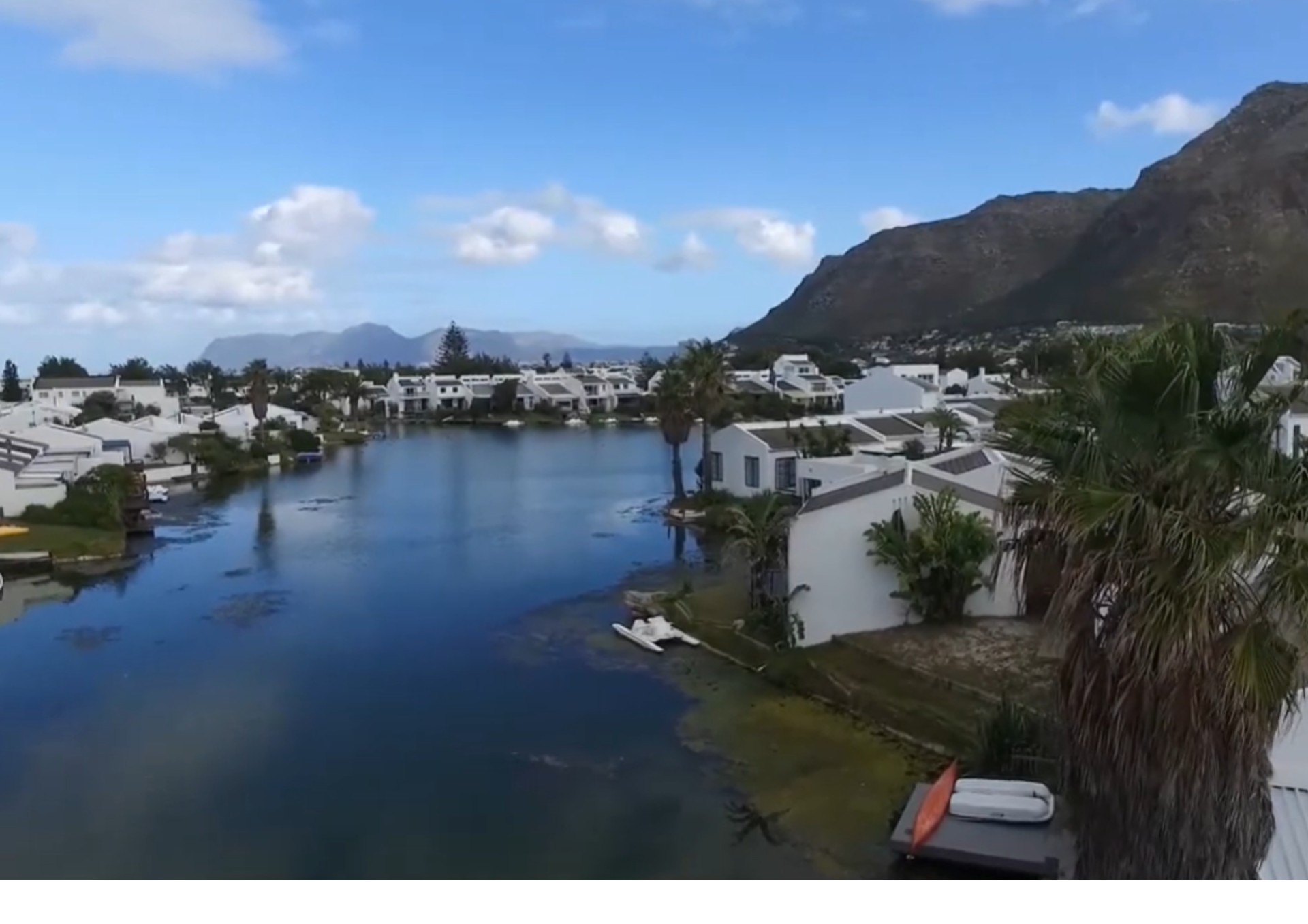 Iconic Multi-Dwelling Waterfront Property in Marina Da Gama