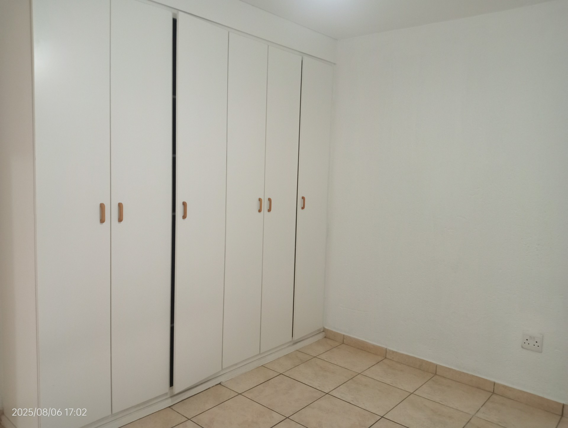 Apartment To Rent in Stonehenge, Nelspruit