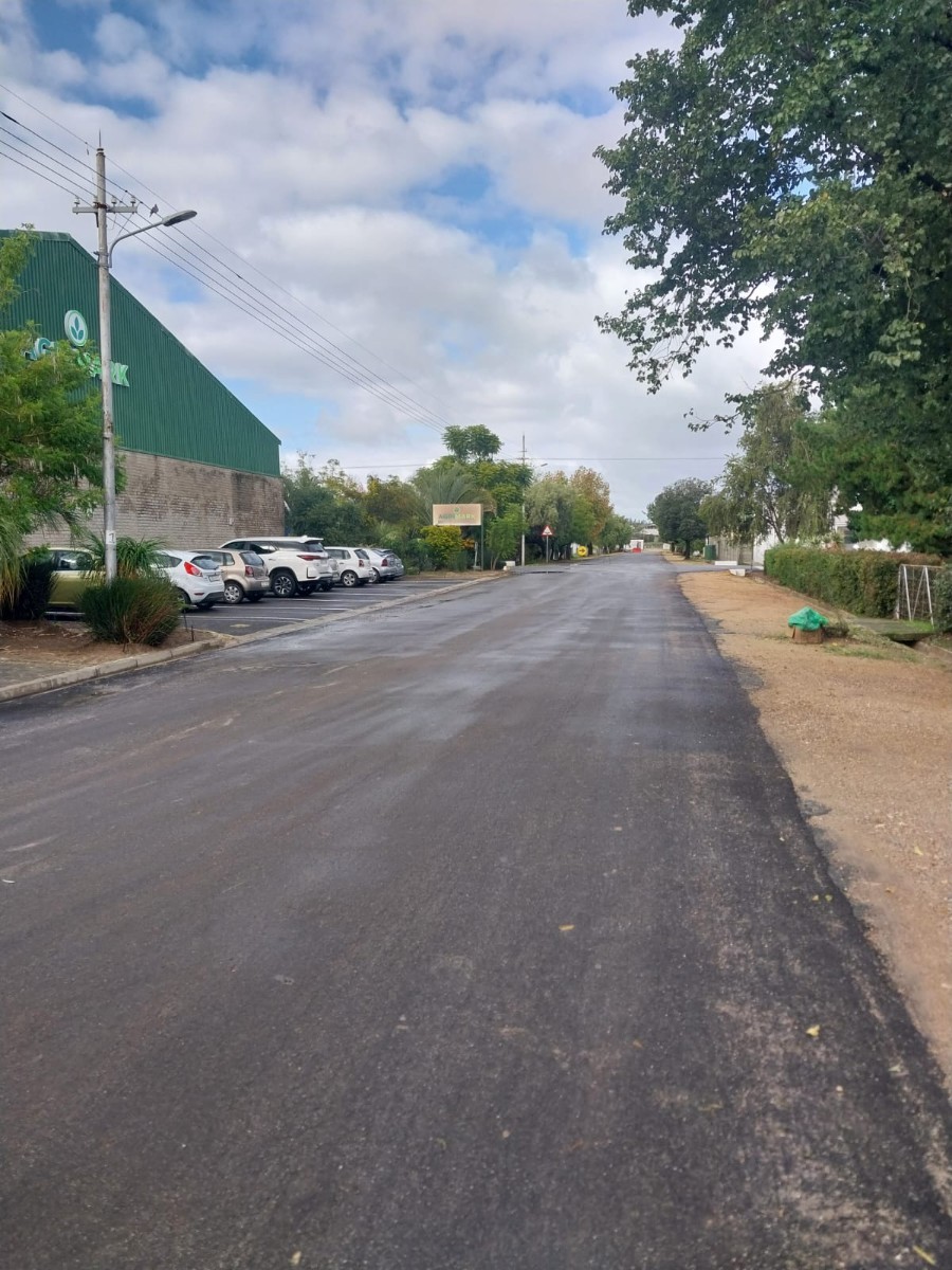 2855 sqm plot - fully fenced with gate in Porterville