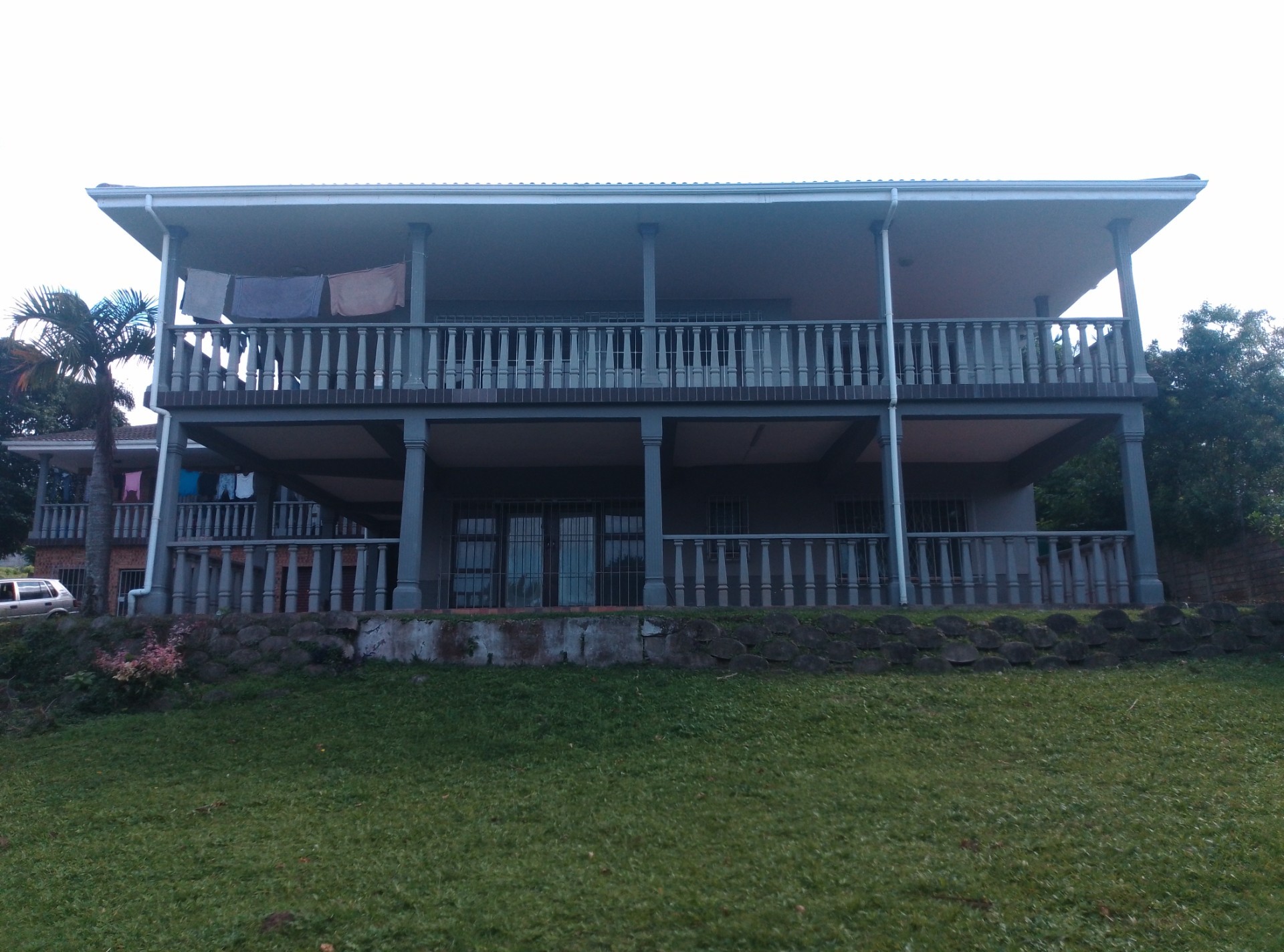Newly Renovated 2 Bedroom, 2 Bathroom Apartment To Rent!