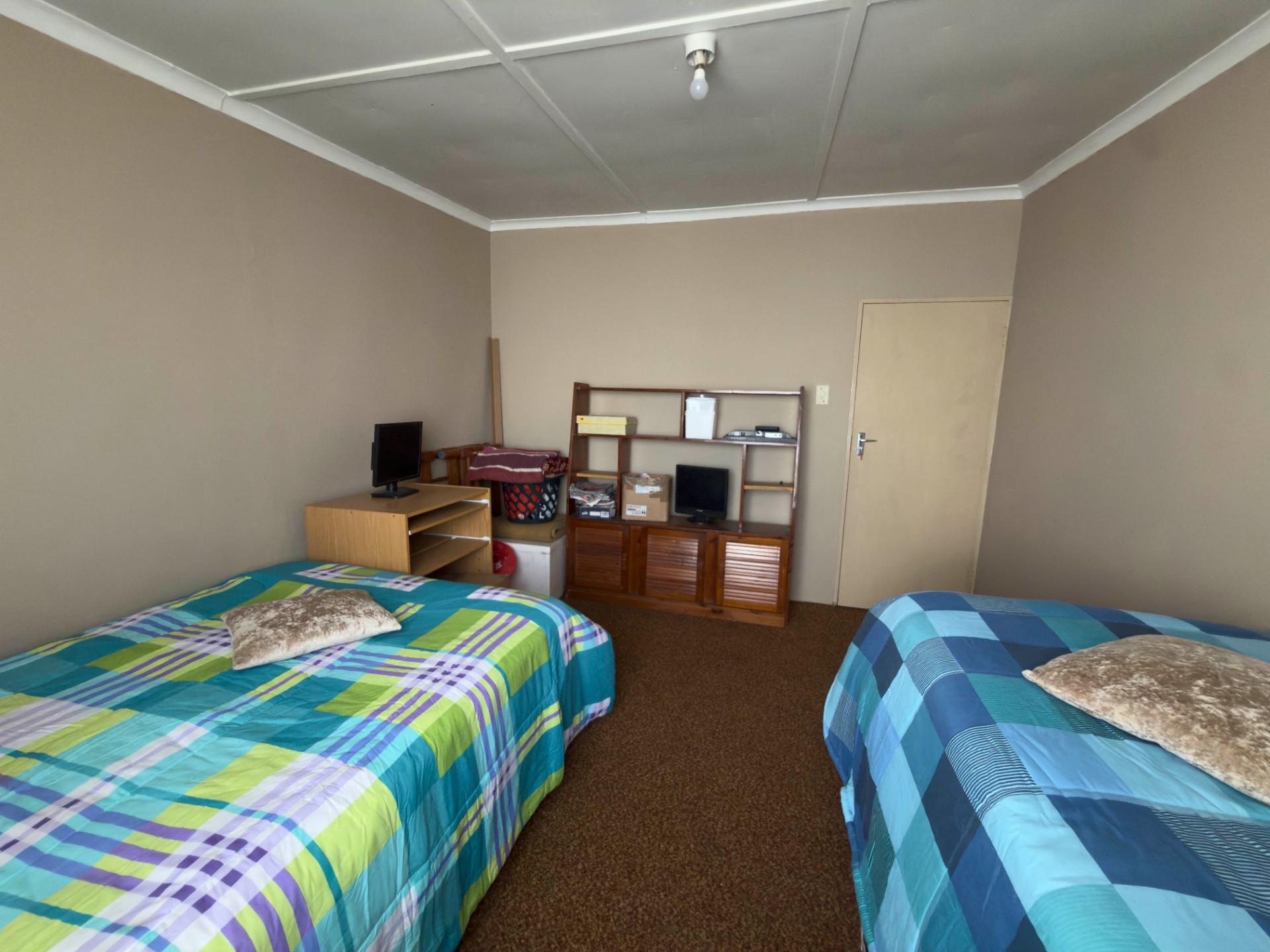 Perfect for Extended Family, Rental Income, Work-From-Home Space | Versatility Exceptional Value