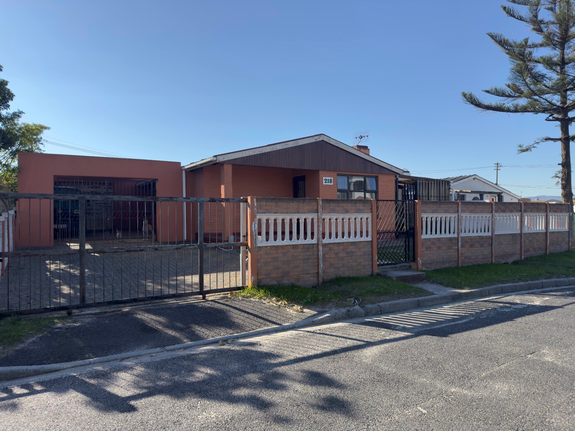 Perfect for Extended Family, Rental Income, Work-From-Home Space | Versatility Exceptional Value