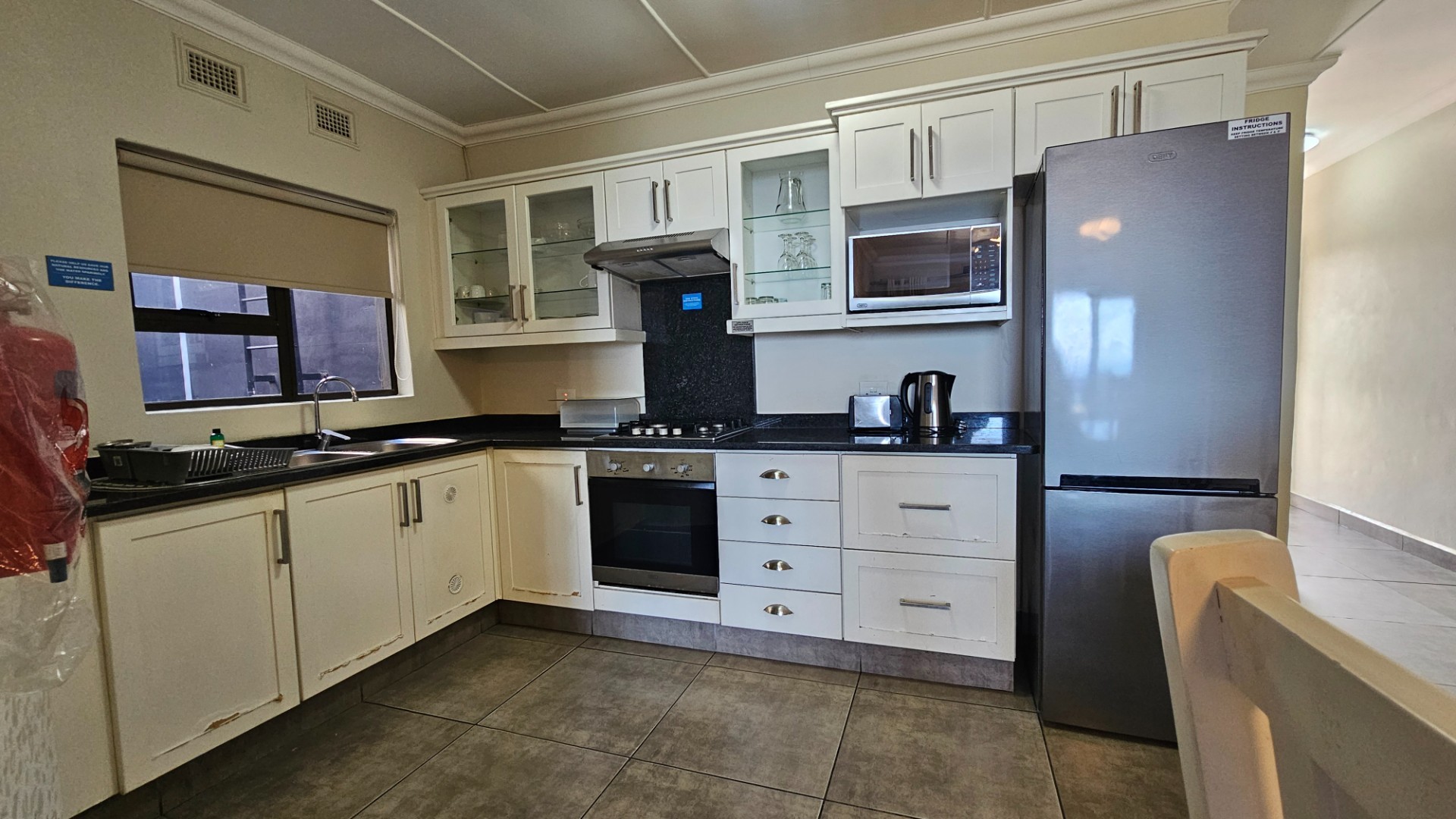 Sun, Sea and Resort Living - Immaculate Coastal Apartment
