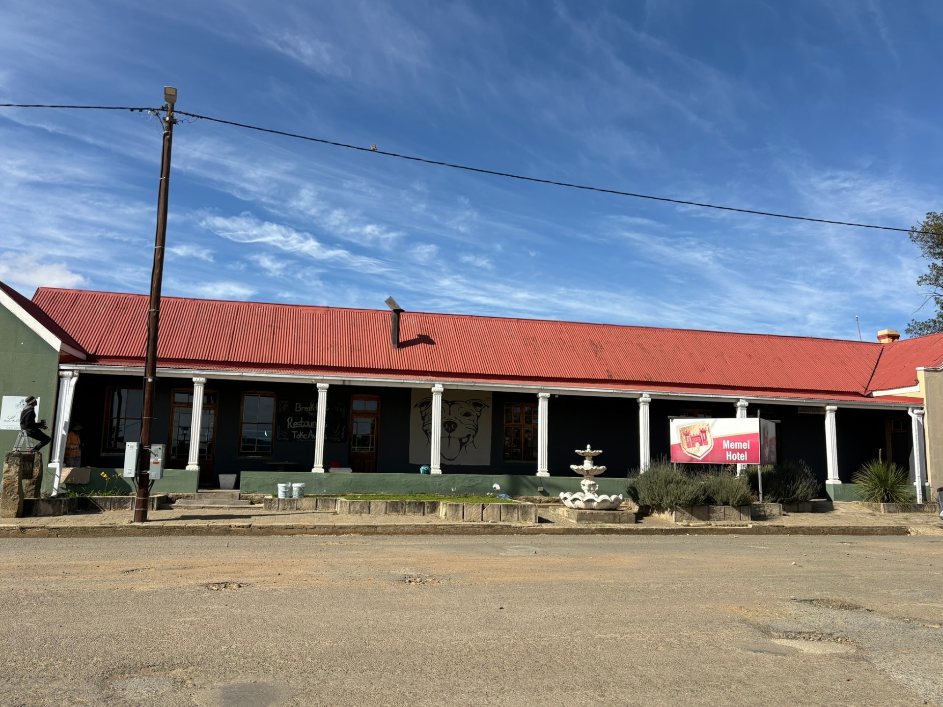 CHARMING COUNTRY HOTEL AND LIFESTYLE INVESTMENT FOR SALE MEMEL, FREE STATE