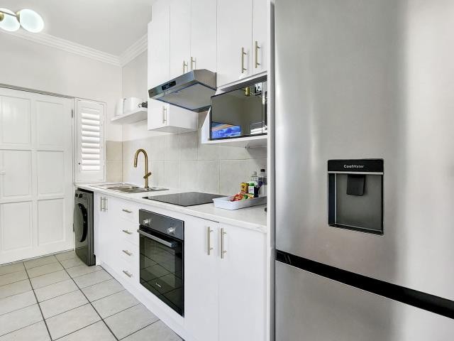 Modern 1-Bed Apartment in Blouberg
