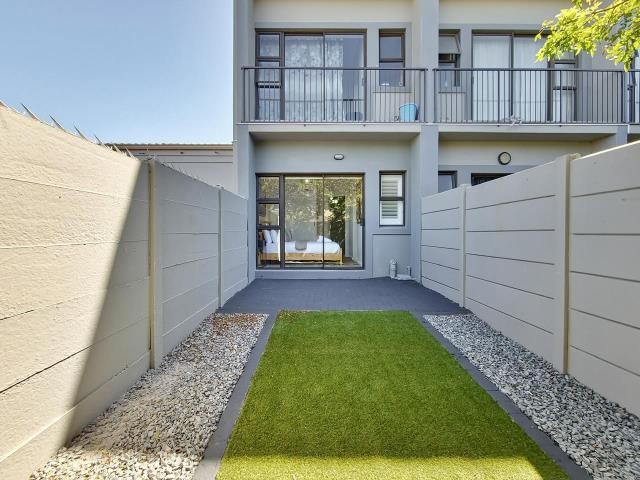 Modern 1-Bed Apartment in Blouberg