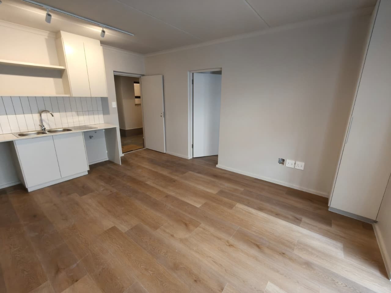 Stunning 2 bedroom unit in brand new development
