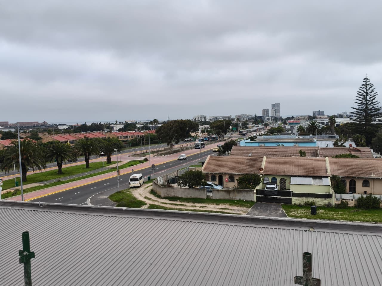 Apartment To Rent in Table View, Blouberg