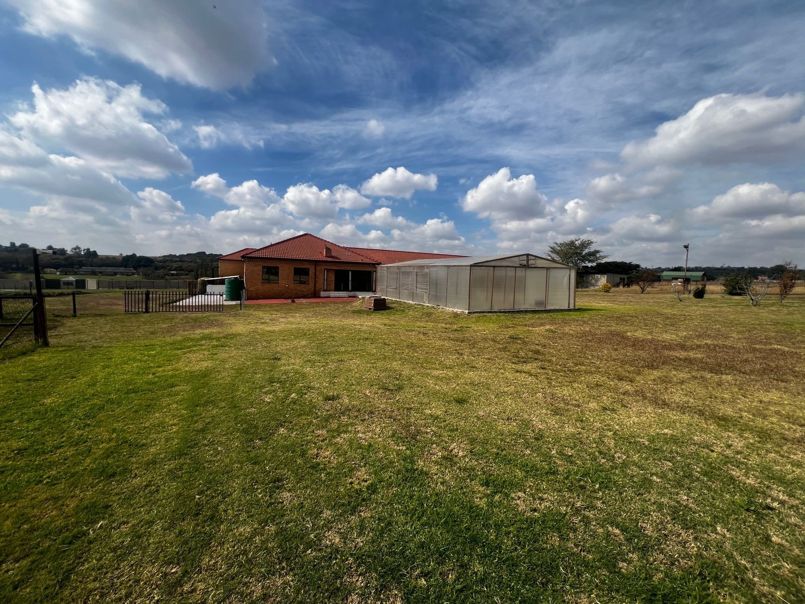 4 Bedroom House For Sale in Mnandi Centurion