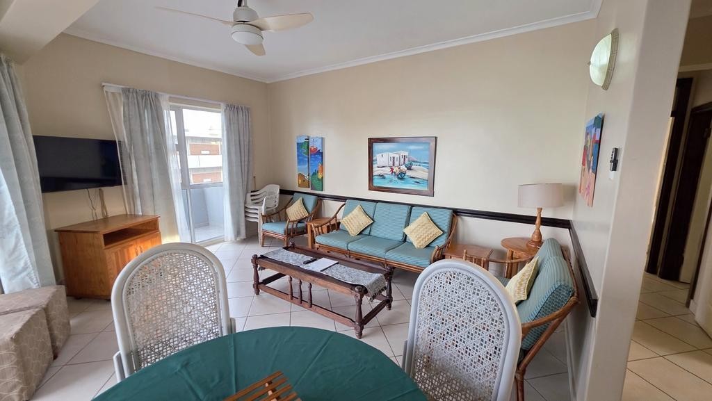 2 bedroom, 2 bathroom Beachfront Apartment with Seaviews in Margate, KwaZulu Natal