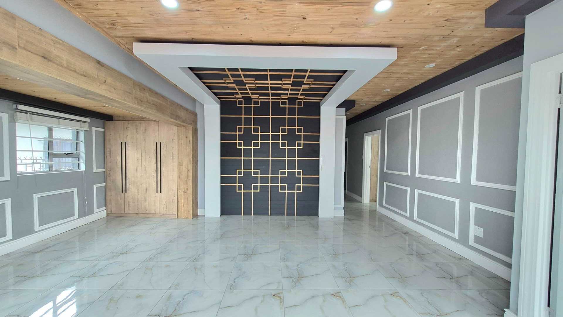 Stylish Multi-Use Property Ideal for Business or Residential Living