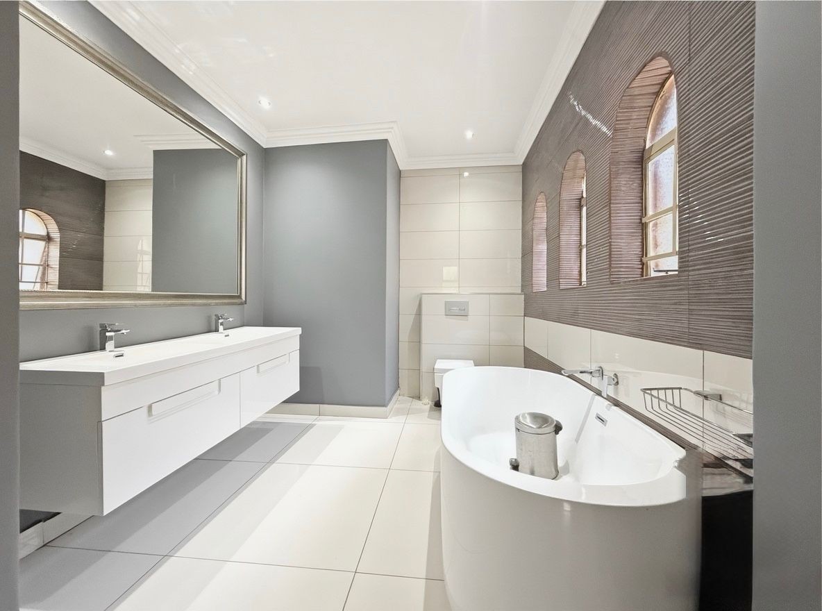 Elegant Family Living on a Spacious Stand in Prime Douglasdale