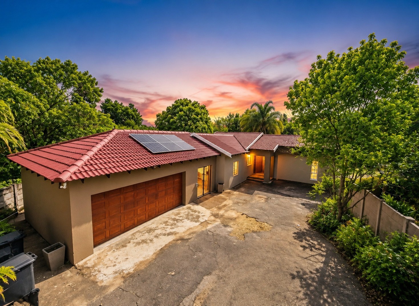 Elegant Family Living on a Spacious Stand in Prime Douglasdale
