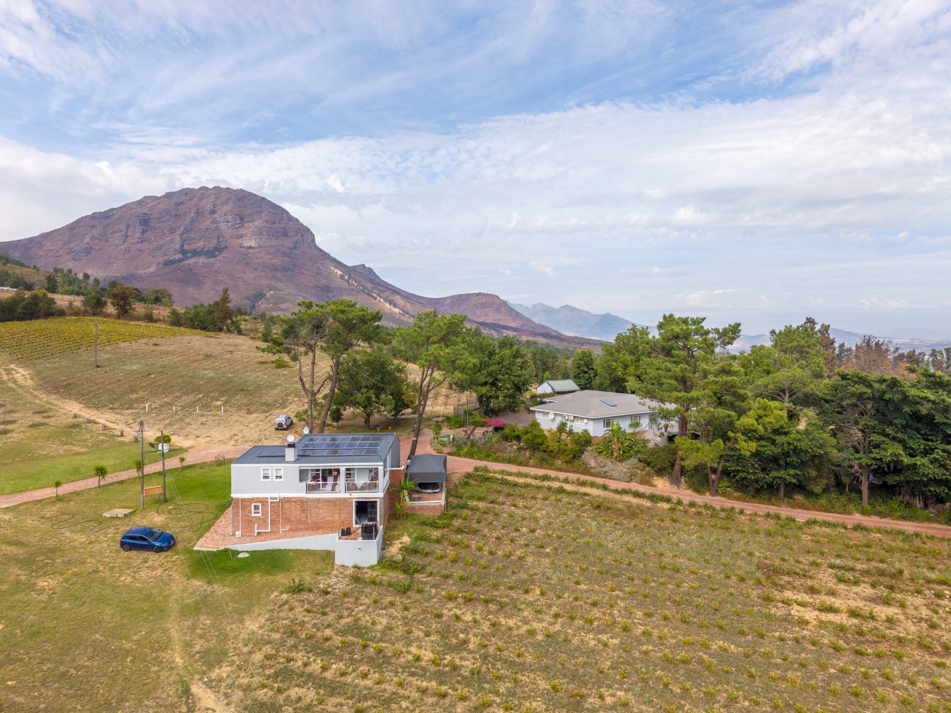 48ha Paarl Lifestyle Farm with Income, Water Infrastructure and Mountain Views
