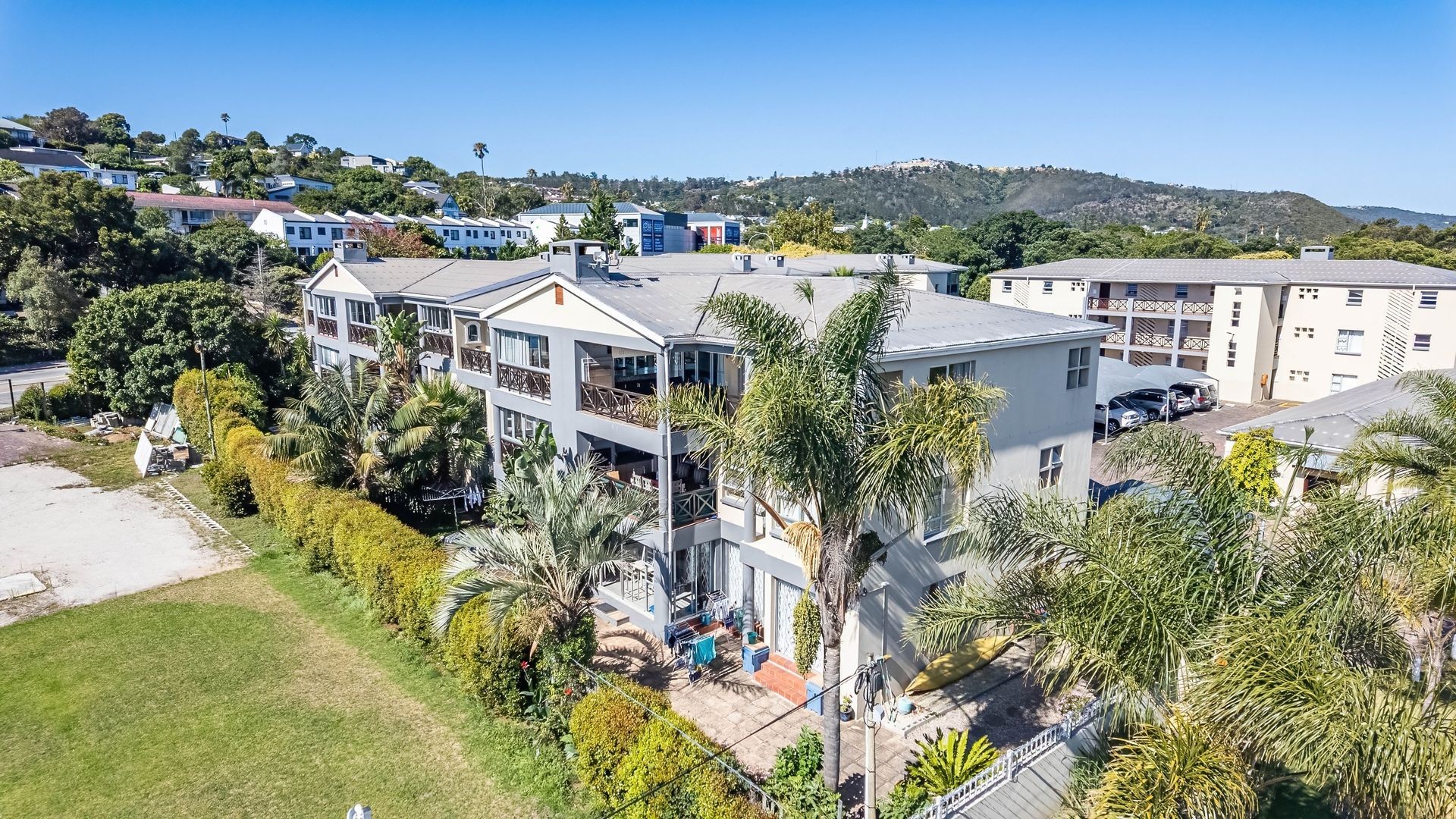 Apartment For Sale in Knysna Central, Knysna