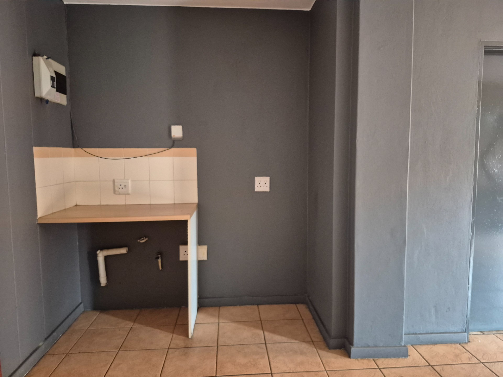 2 Bedroom Flat For Sale in Die Wilgers, Pretoria