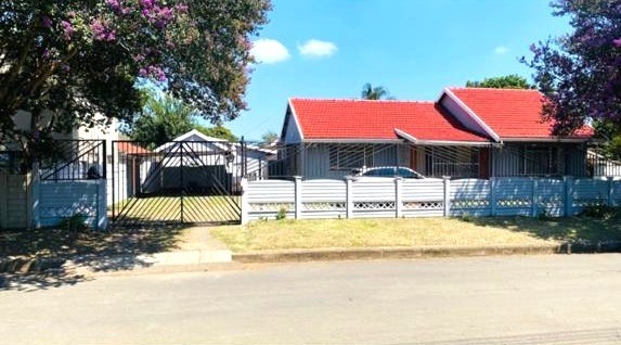 Prime DUT Riverside Investment | Walk to Campus | High Rental Yield next to Golden Horse Casino
