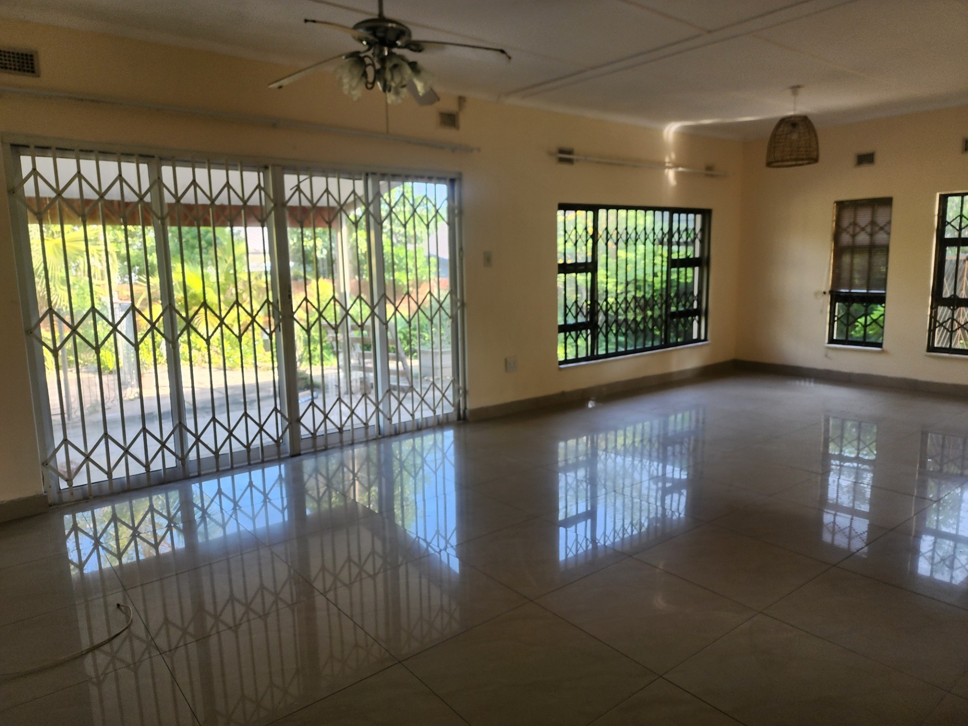 House for Rental in Meerensee