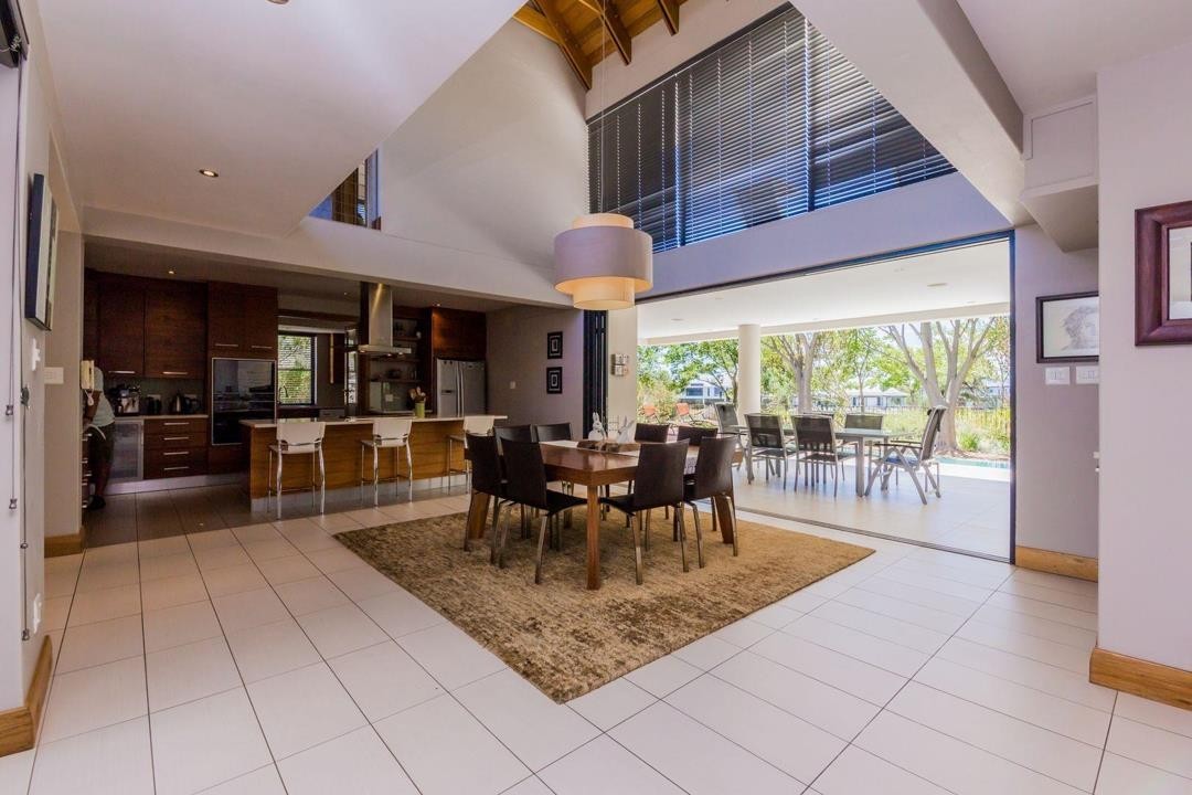 Luxury Villa in Golf Estate