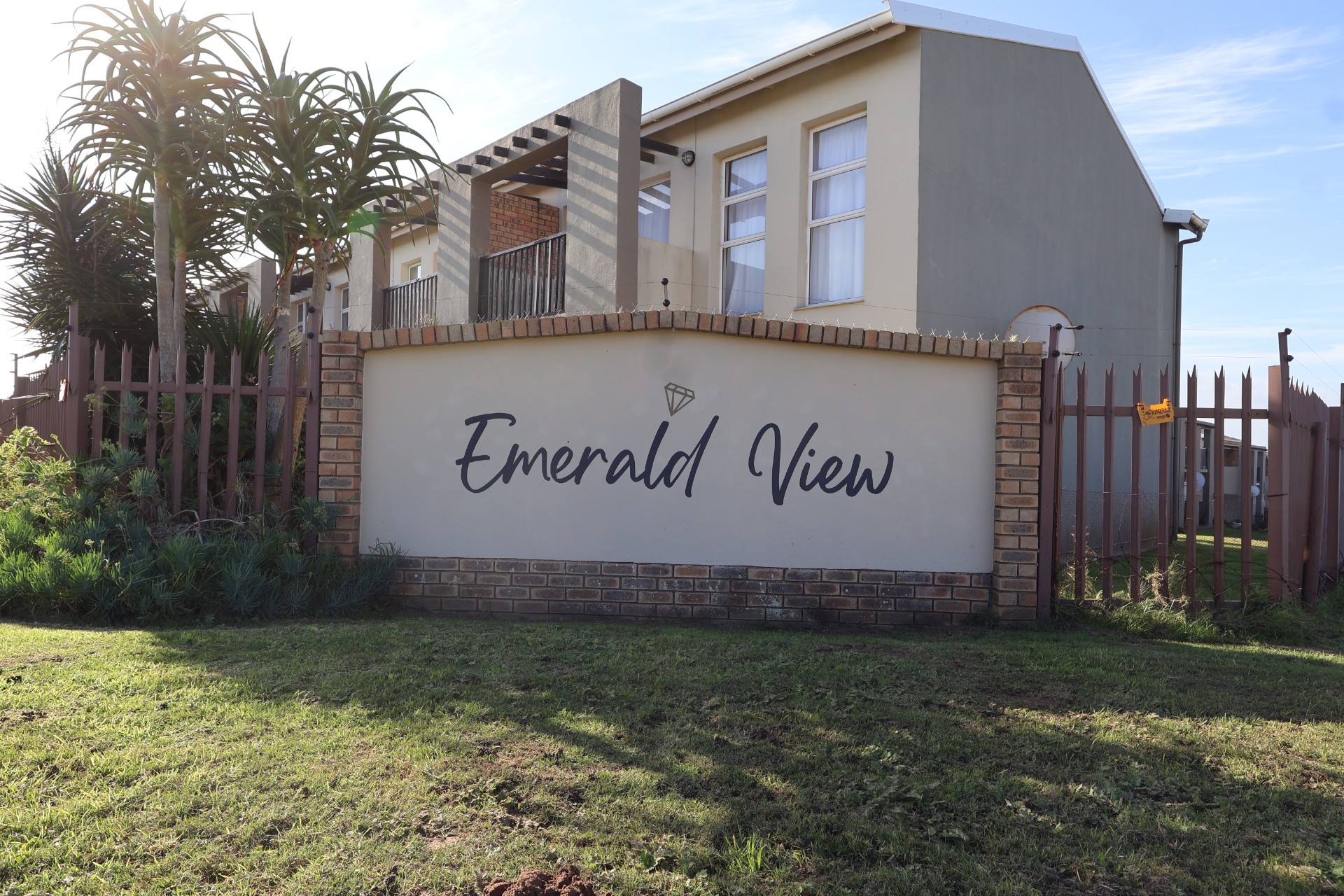 Double Storey Townhouse in Emerald Heights Port Alfred