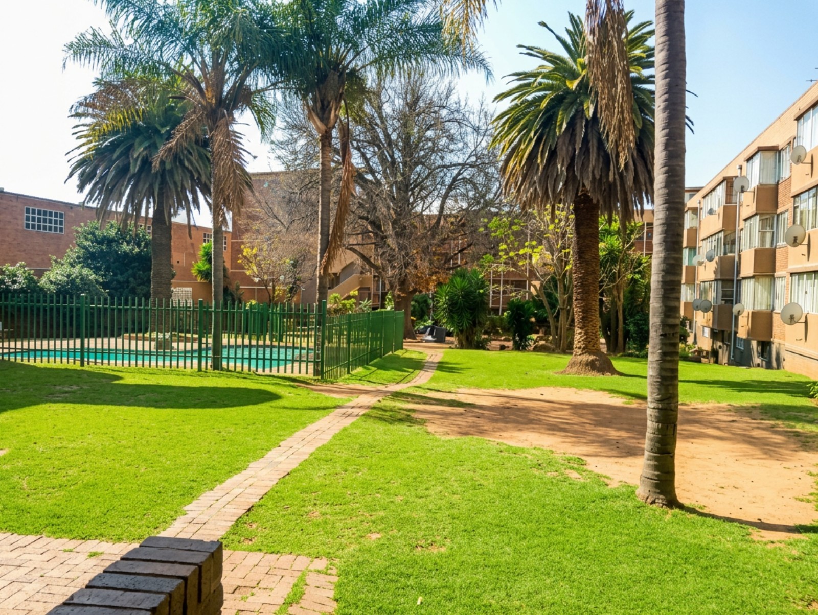 4 Bedroom Ground Floor Apartment for Rental in West Turffontein, Johannesburg
