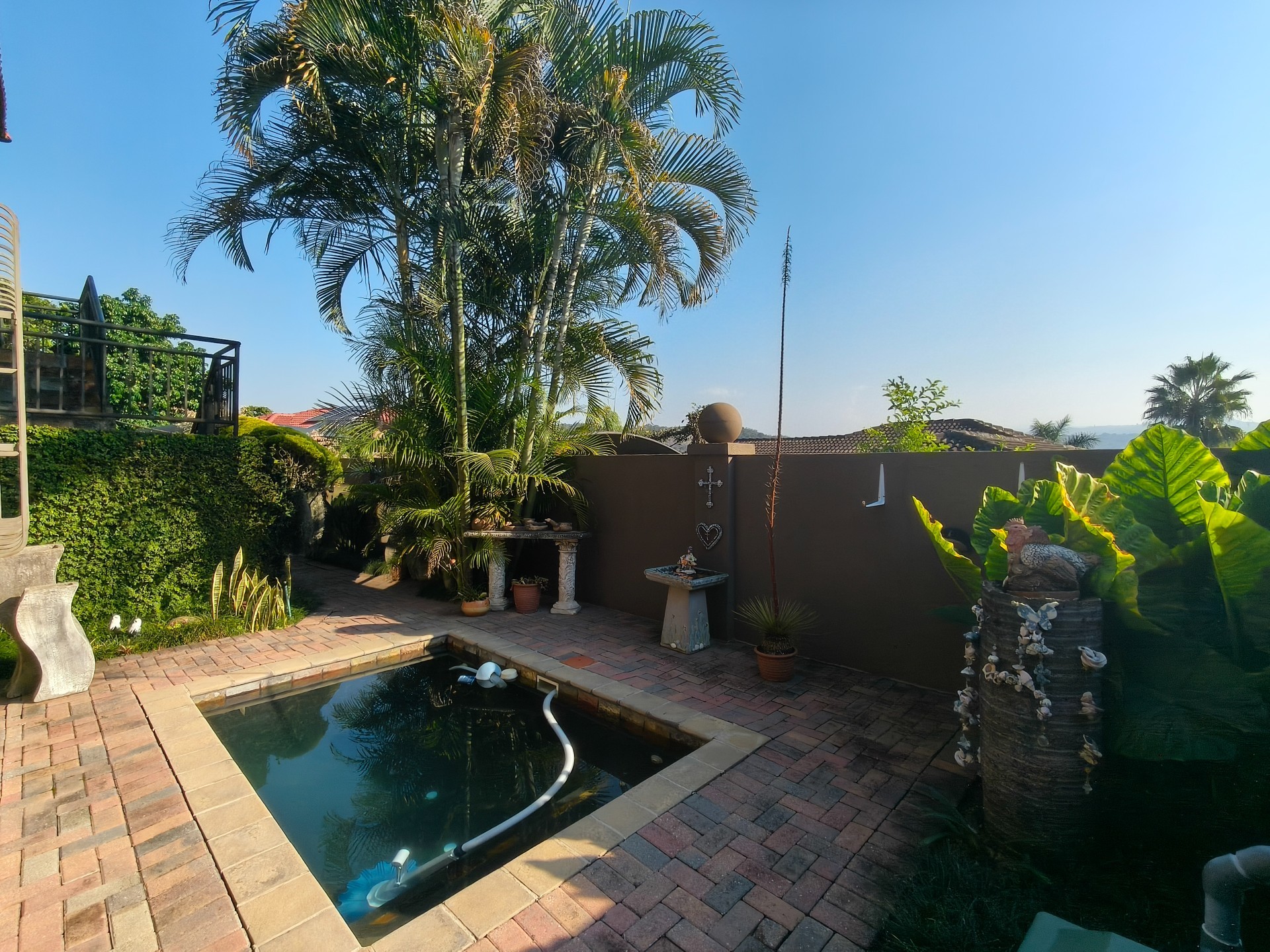 3 Bedroom Home with Pool, Solar and Exceptional Views in Exclusive Leopard Rock Complex
