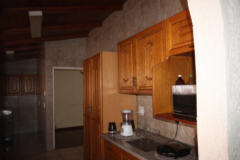 House for sale in Sasolburg Central, Sasolburg, 1200 m²