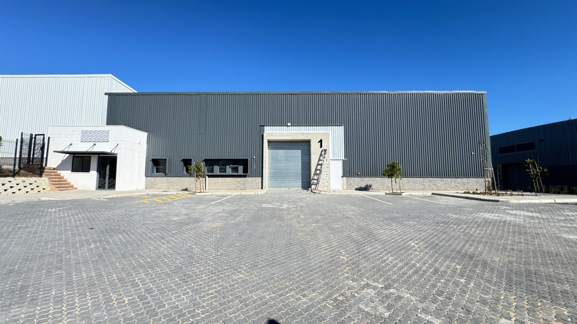 Available Now | A-Grade 976m² Newly Developed Warehouse To Let in Atlantic Hills, Cape Town.