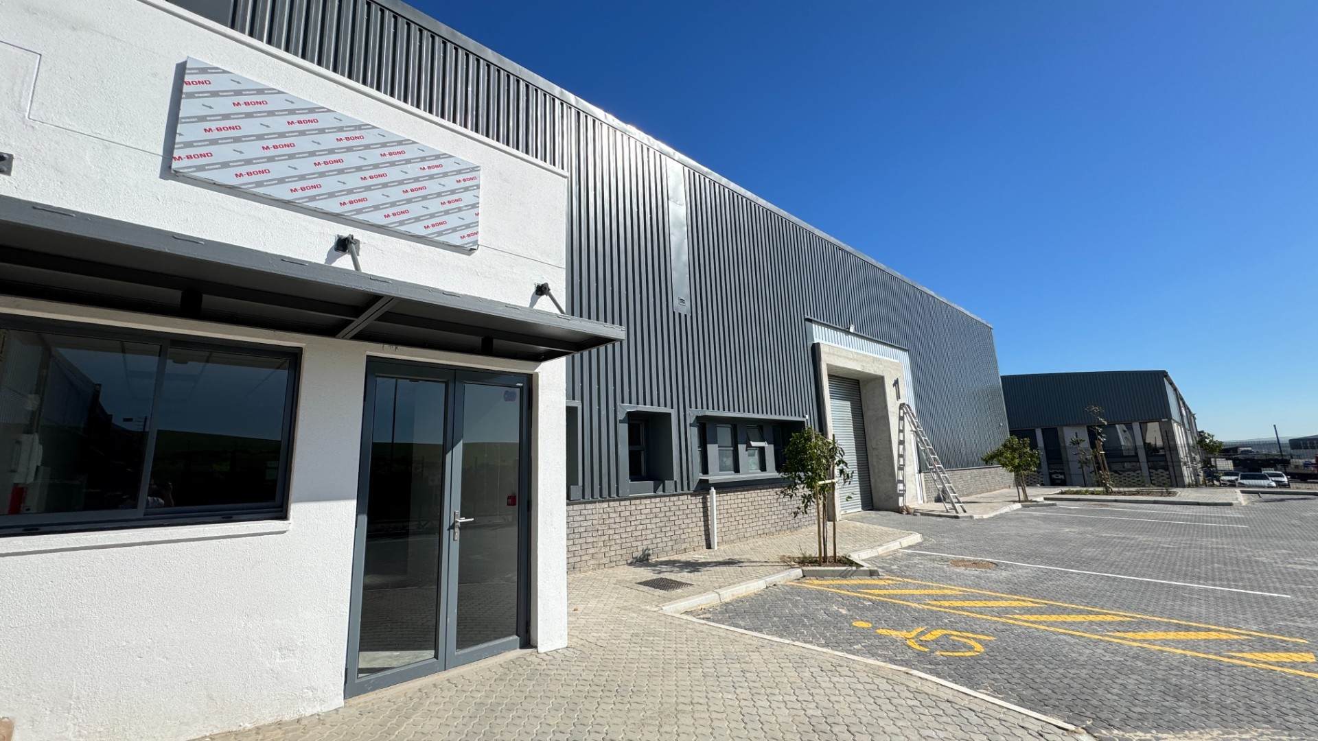 Available Now | A-Grade 976m² Newly Developed Warehouse To Let in Atlantic Hills, Cape Town.