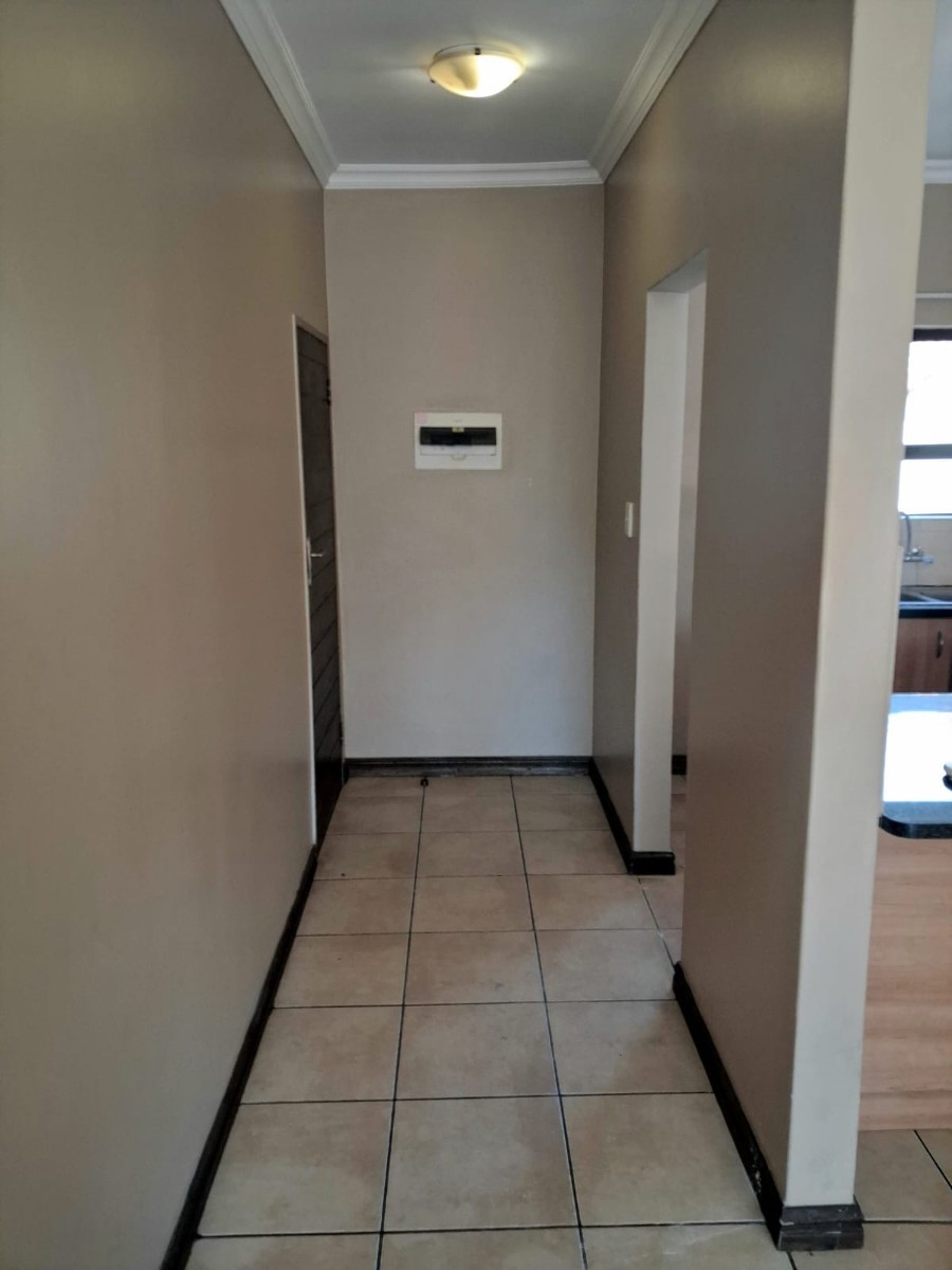 2 Bedroom Apartment To Rent in Halfway House, Midrand