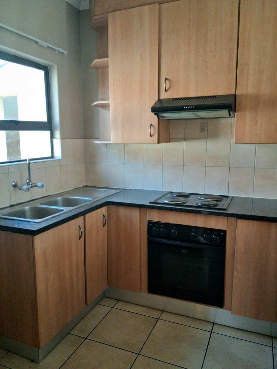 2 Bedroom Apartment To Rent in Halfway House, Midrand