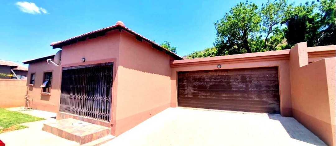 Morden 3-Bedroom Home in Pretoria North