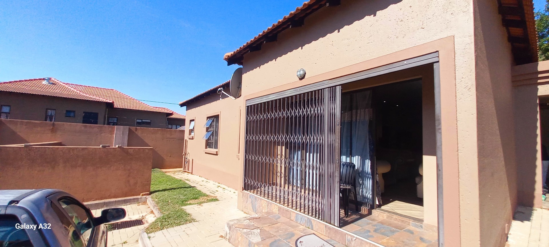 Morden 3-Bedroom Home in Pretoria North