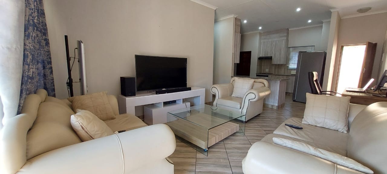 Morden 3-Bedroom Home in Pretoria North
