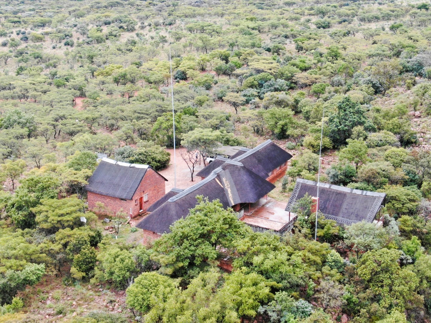 Stunning 5-Bedroom Bushveld Home with Panoramic Views with a 6th room
