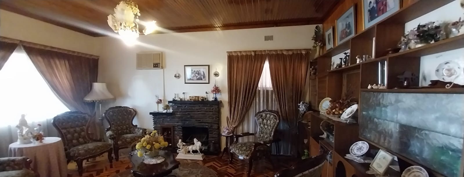 House for sale in Square Hill Park