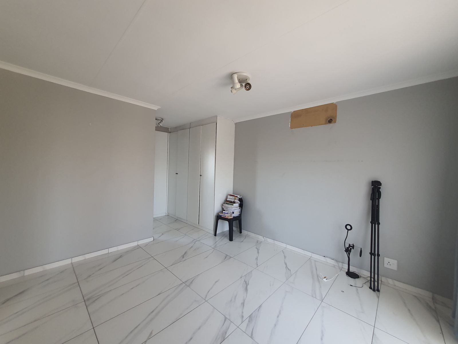 3 Bedroom ,2-bathroom house available for rent