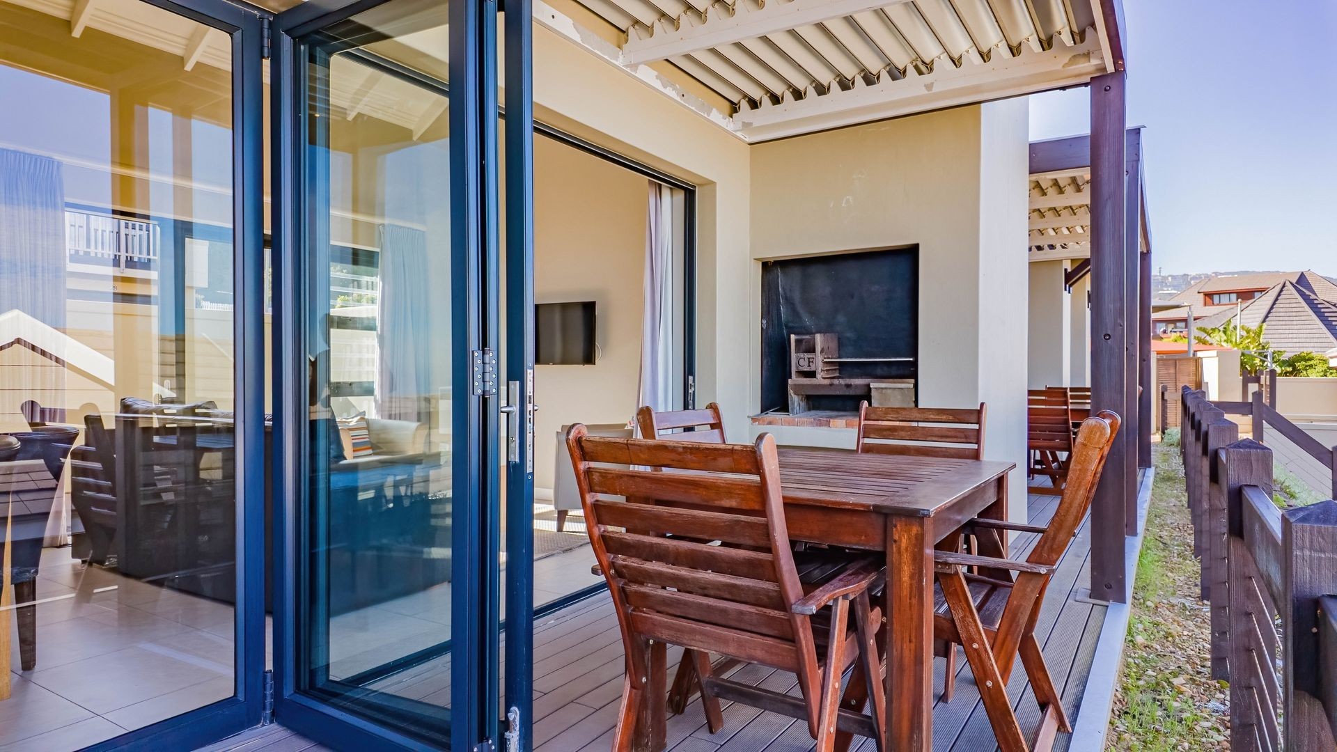 Apartment For Sale in Brenton on Sea