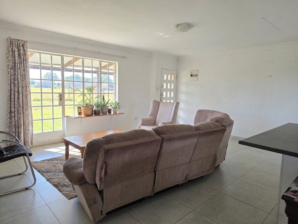 Small Holding - Zesfontein