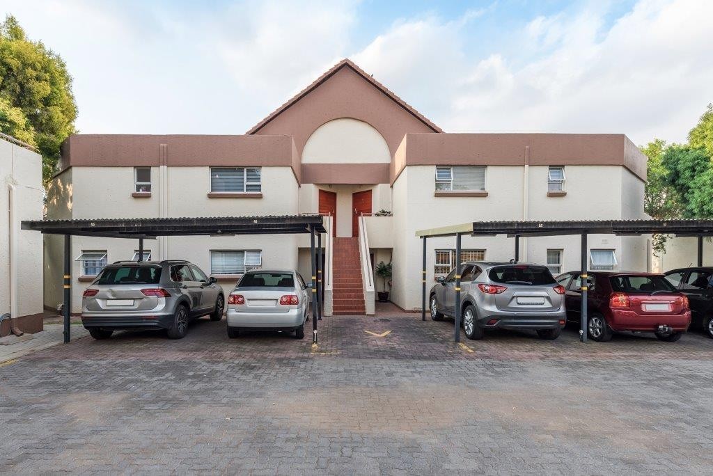 Spacious Ground Floor Living in the Heart of Bedfordview