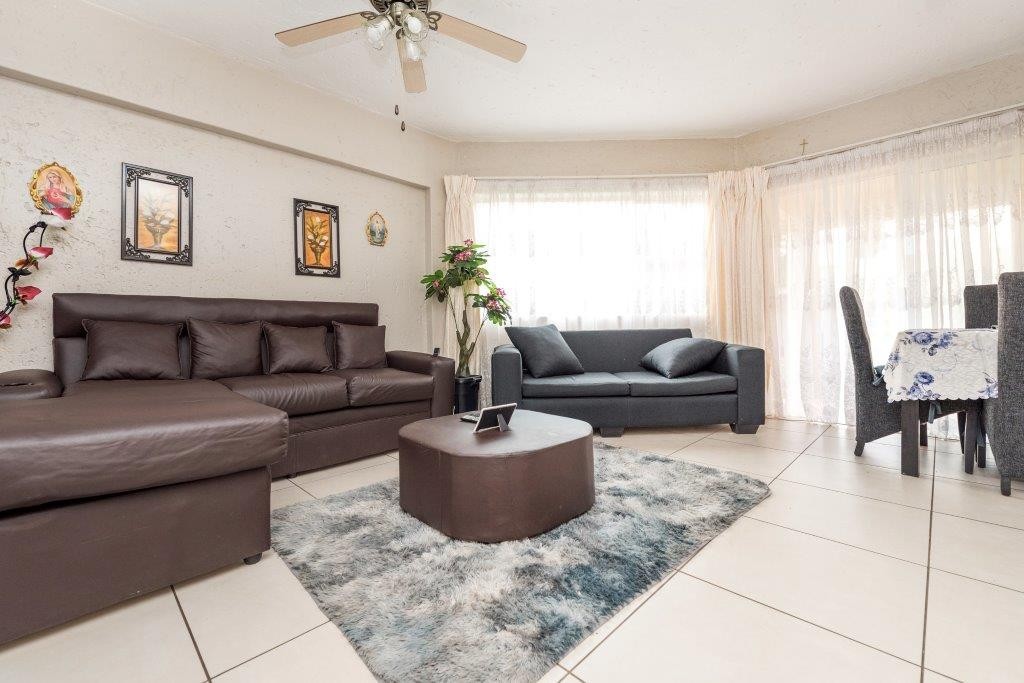 Spacious Ground Floor Living in the Heart of Bedfordview